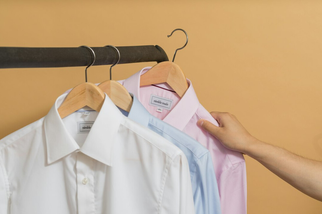 hanging clothes organized