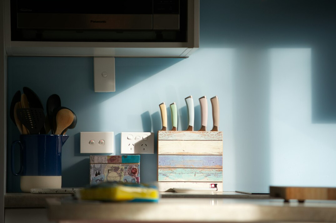 kitchen counter clutter